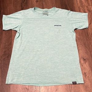 ❗️2/$20❗️Patagonia Capilene Cool Daily Tee S